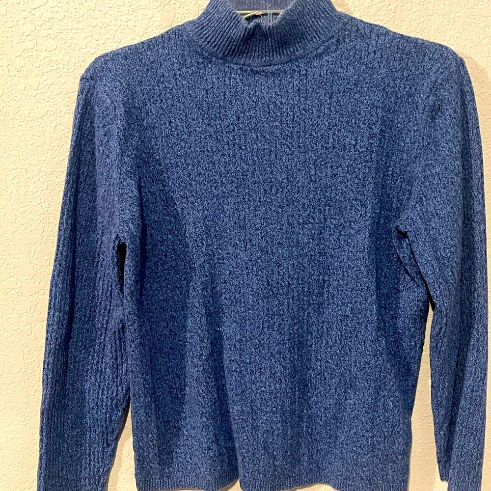 Karen Scott women's sweater